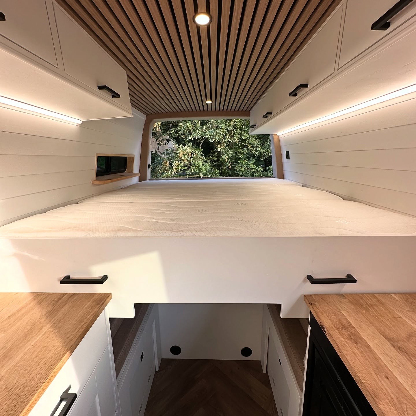 Van Build 8