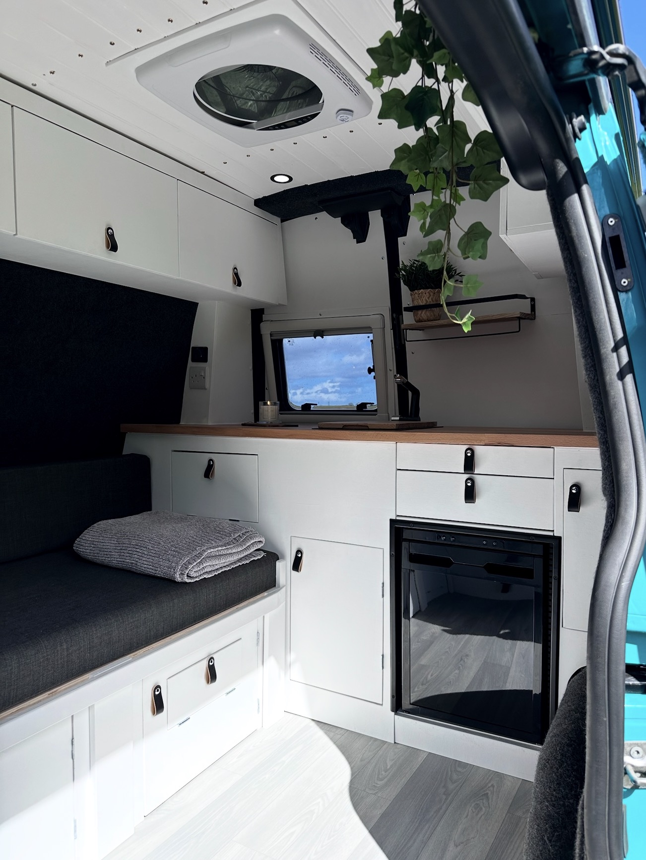 Van Build 7